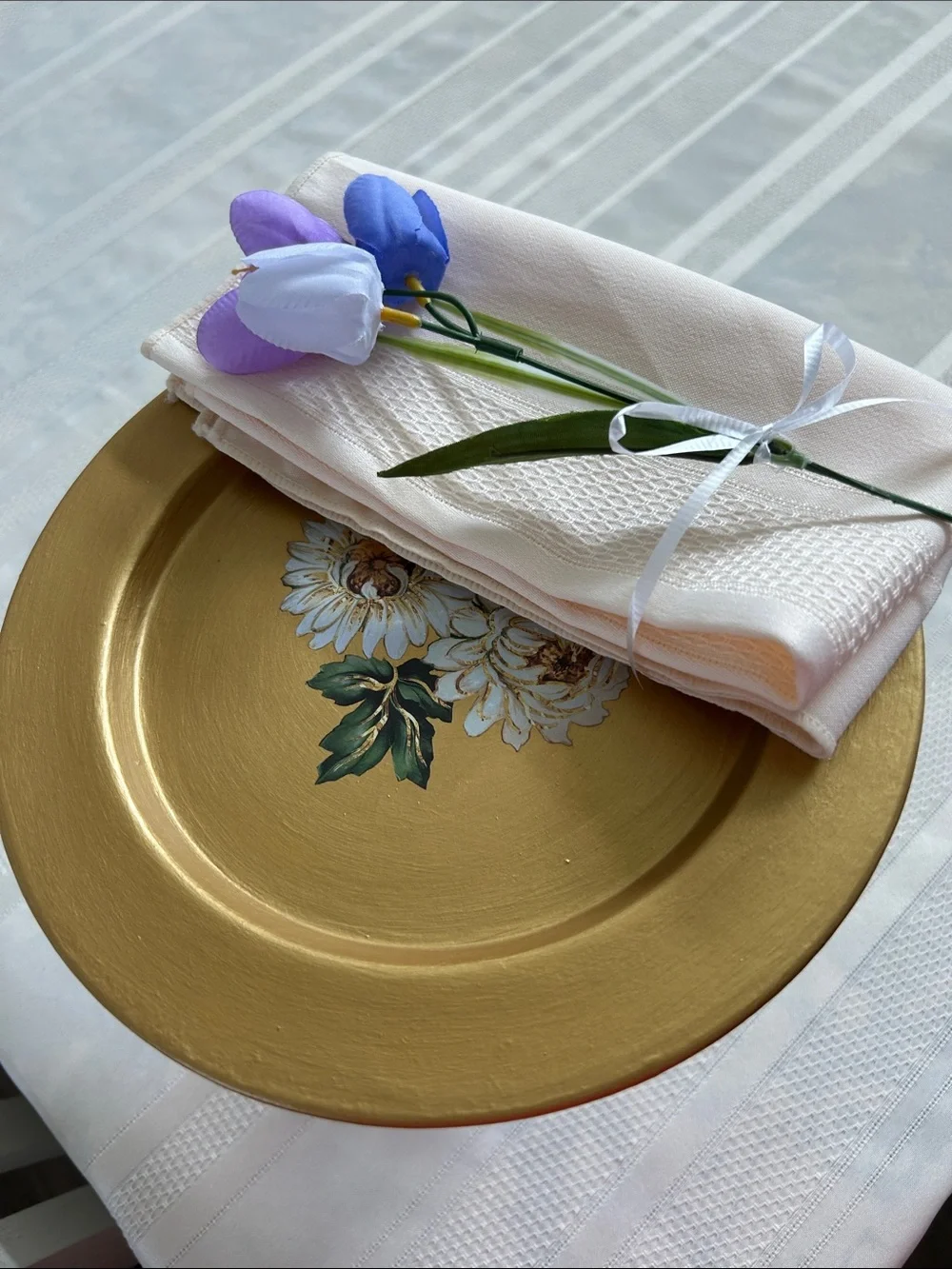 New Hand Painted Cake/Desert Gold Plate with Floral Accents.